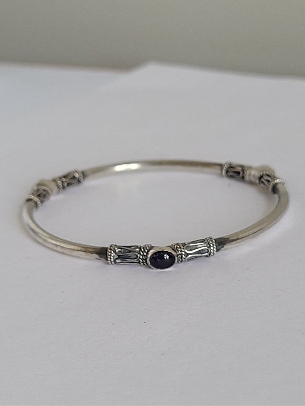 Vintage Boho Sterling Silver Textured Purple Amethyst Gemstone Bangle Bracelet